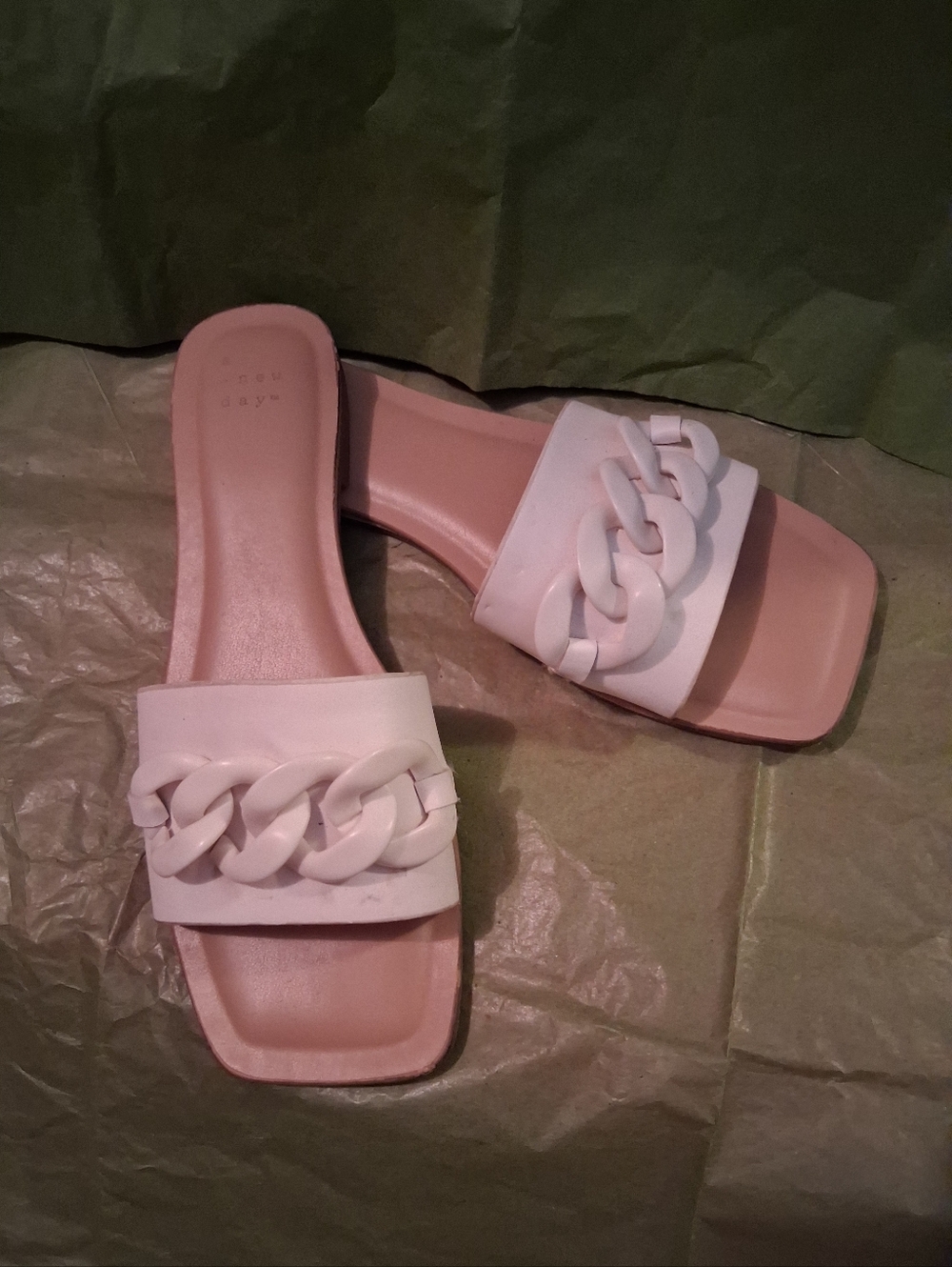 a new day White Chain-Detail Slide Sandals